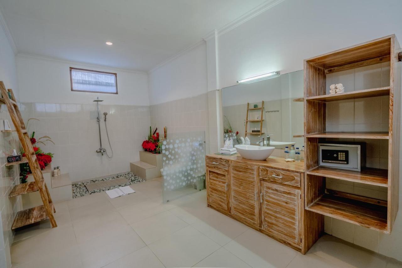 Villa Alleira Seminyak By Best Deals Asia Hospitality Exteriér fotografie