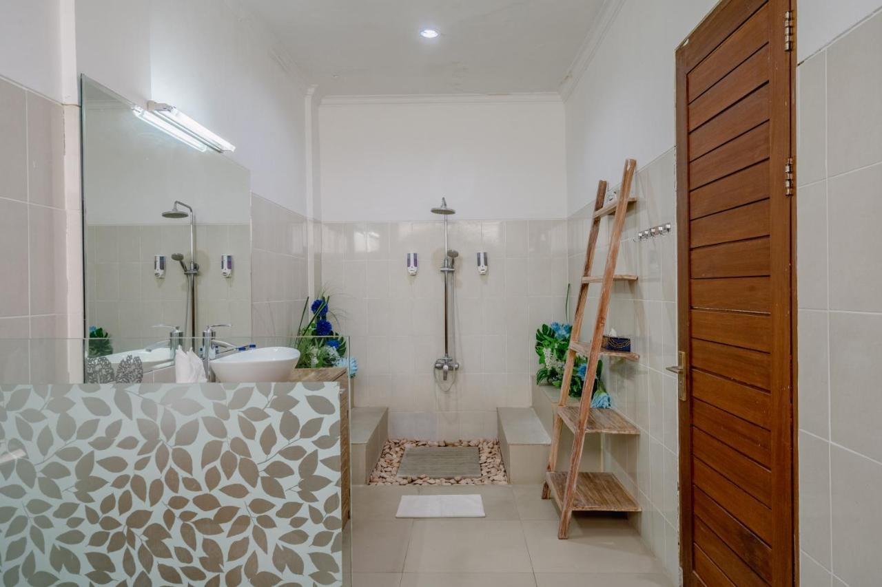 Villa Alleira Seminyak By Best Deals Asia Hospitality Exteriér fotografie