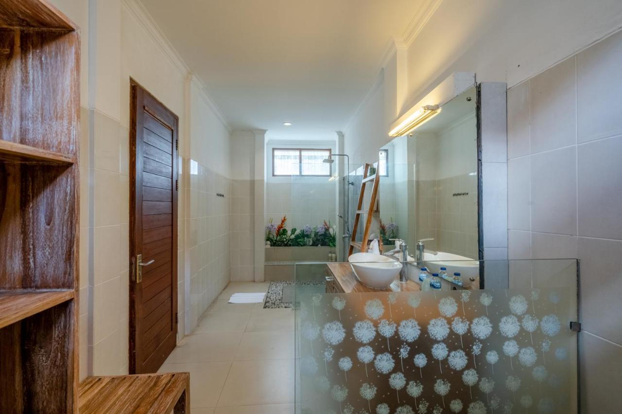 Villa Alleira Seminyak By Best Deals Asia Hospitality Exteriér fotografie
