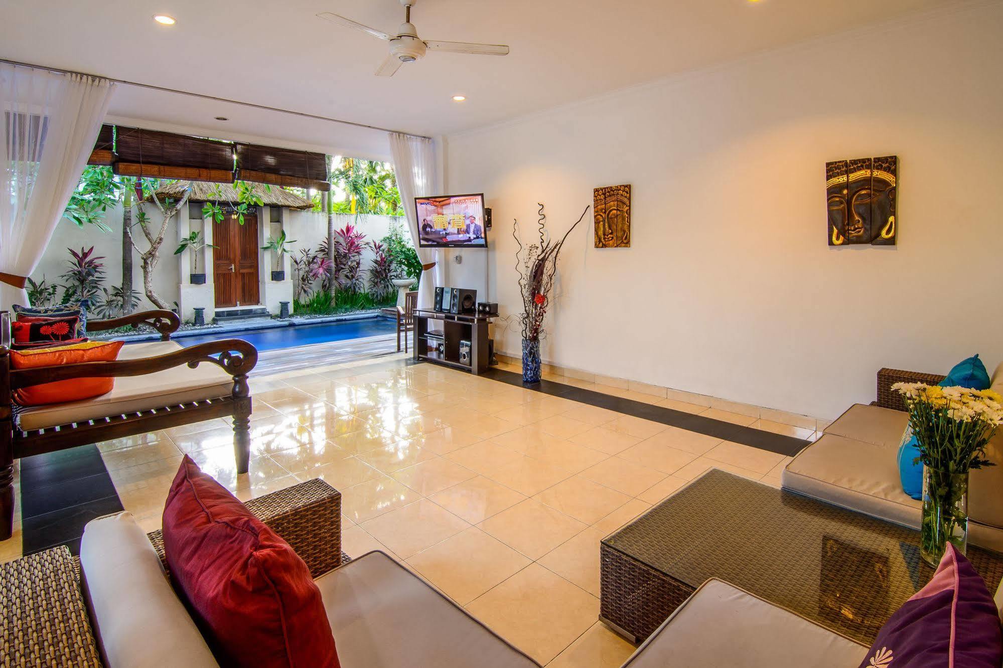 Villa Alleira Seminyak By Best Deals Asia Hospitality Exteriér fotografie